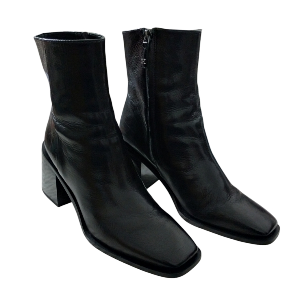 Sam Edelman Black Leather Square Toe Block Heel Boots